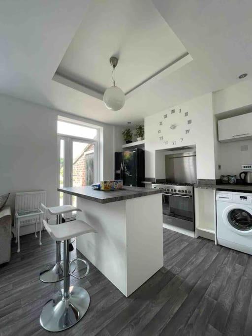 2 Bed Sleeps 6 Beach Retreat St Annes On Sea Vila Lytham St Annes Exterior foto